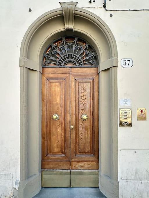 Apartament Warm Retreat In The Heart Of Florence Cls Station Zewnętrze zdjęcie